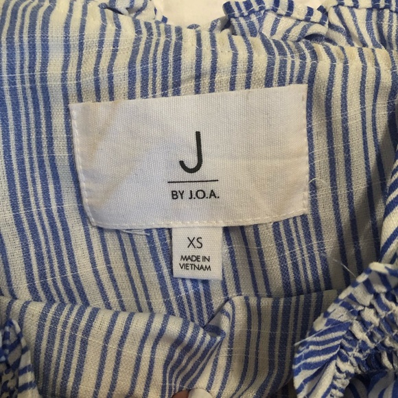 Top - Picture 2 of 2